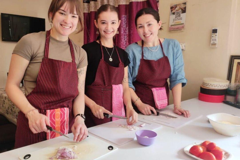 Jaipur: Kochkurs und kultureller Abend mit Einheimischen