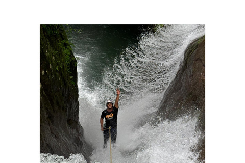 Rappel at the Jagüata Waterfall