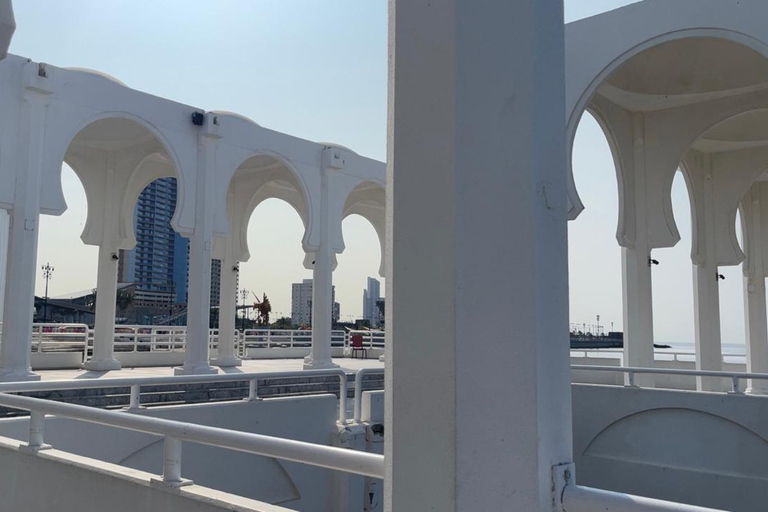 Jeddah: Private City Tour with Al-Balad and Corniche
