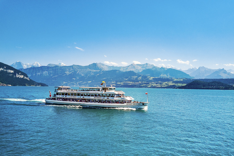 Interlaken: Boat Day Pass on Lake Thun and Lake Brienz1st Class Half Fare