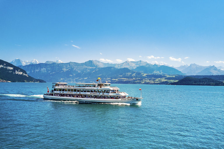 Interlaken: Boat Day Pass on Lake Thun and Lake Brienz2nd Class Half Fare