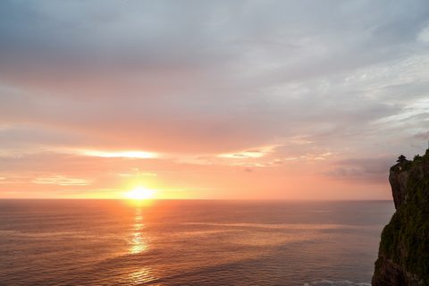 Bali Sunset: Uluwatu Temple, Kecak Dance and Jimbaran Bay