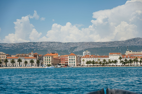 Split: Blaue Lagune und 3 Inseln Speedboat Tour mit Mittagessen