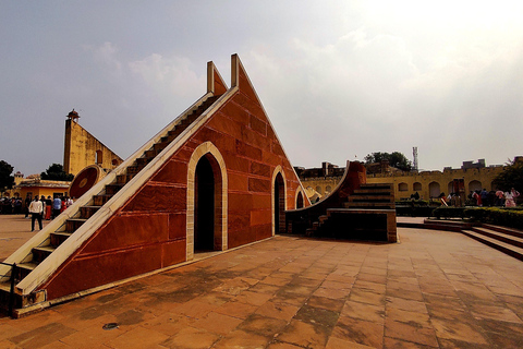 First-Time in Jaipur: Private City Tour with Local Guide