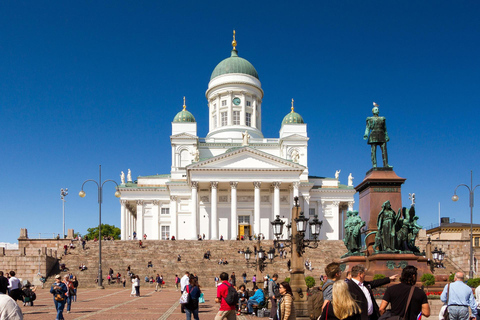 Helsinki: Guided Walking Tour of the Must-Sees with a French-Speaking Live Guide