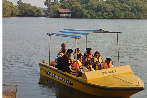 Explore Divar Island:Nature &amp; Backwater boating in North GoaDivar Island Discovery: Nature Adventures in North Goa