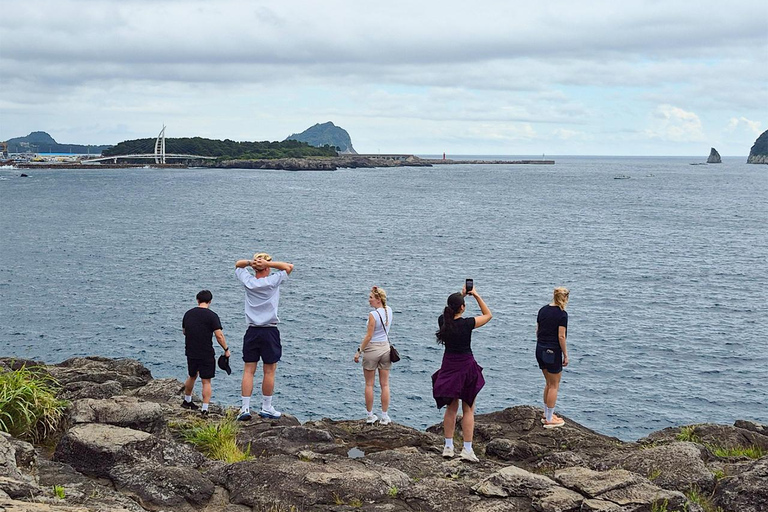Jeju: UNESCO WestSouth & East Highlights 2 Days Combo Tour
