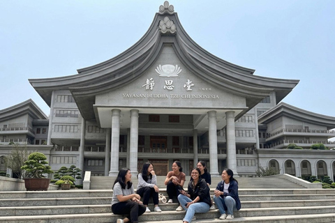 Jakarta Sunset, Chinatown & Night Food Walk Jakarta: Chinatown and Kota Tua Evening Walking Tour