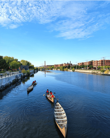Montreal: Rabaska Canoe & Canal Discovery Tour