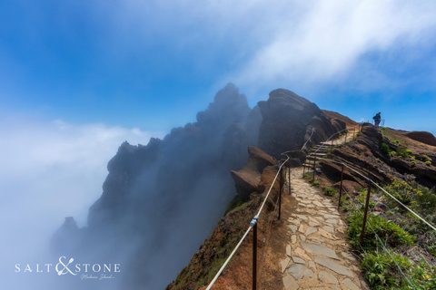 PR1/Pico do Arieiro tour with Premium transfer - round trip PR1/Pico do Arieiro tour transfer - round trip-Meeting point