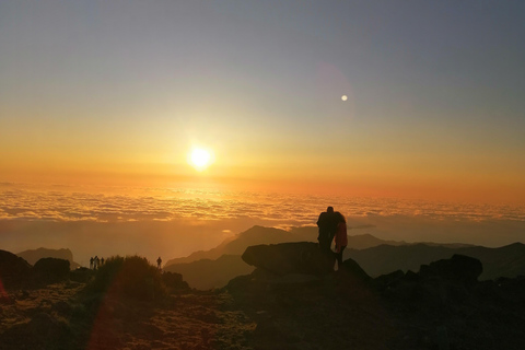 Private Sunrise Hike to Pico Ruivo with Hotel Pickup Madeira: Sunrise Hike to Pico Ruivo with Hotel Pickup