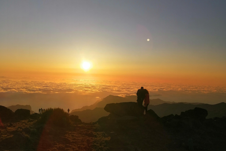 Private Sunrise Hike to Pico Ruivo with Hotel Pickup Madeira: Sunrise Hike to Pico Ruivo with Hotel Pickup