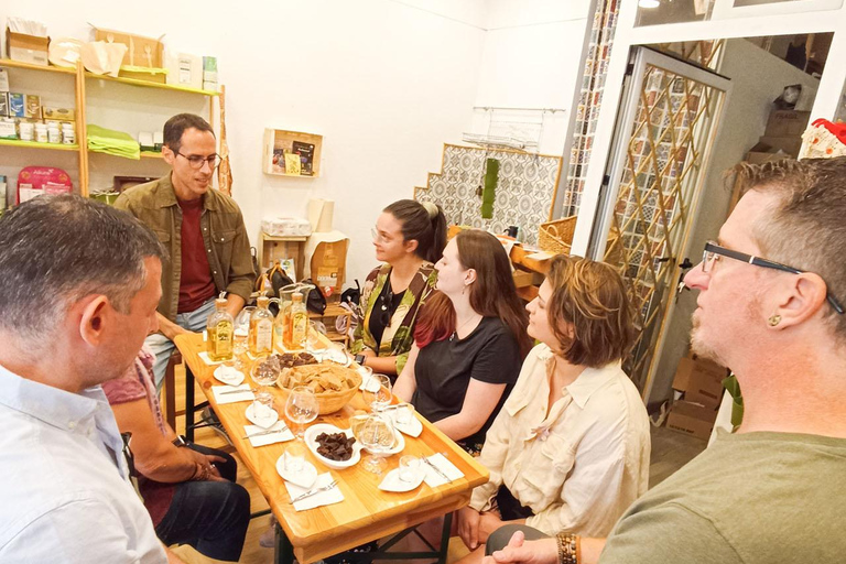 Séville : Tapas traditionnelles à base de plantes et visite du marché