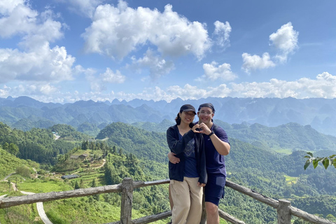 Hà Giang HORIZONTE DE DIVINIDAD Tour con jinete local fácil 3 DíasHa Giang HORIZONTE DE DIVINIDAD Tour con jinetes locales fáciles 3 Días