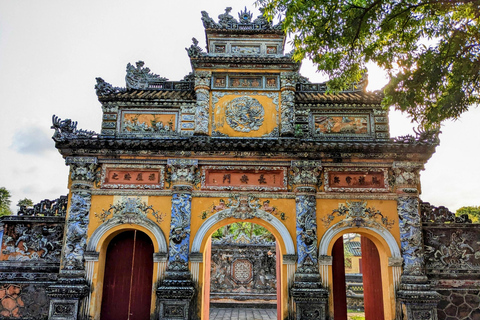 Desde Hue : Tour de día completo por lo más destacado de la ciudad con almuerzoTour privado