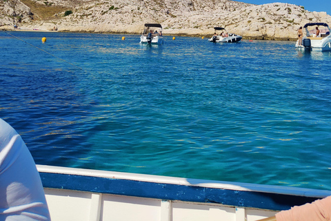 Marseille Boat Tour - See Marseille from the sea in a Pointu Marseille Boat Tour - High Season Rates
