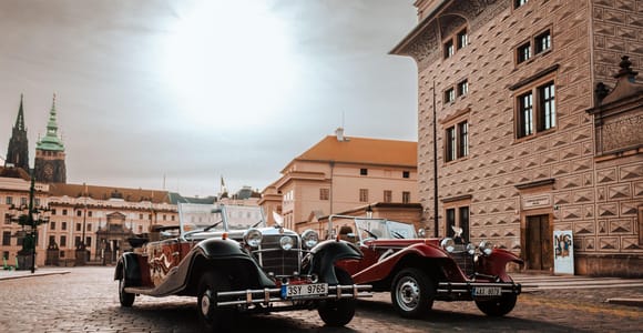 Prag: Private Tour durch die Altstadt mit Oldtimern