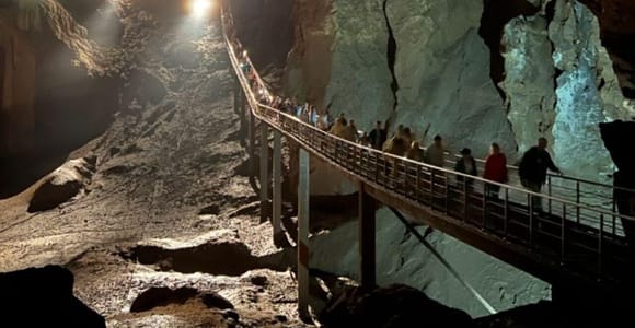 Under Budapest: Adventure in the glass labyrinth of the Pálvölgyi Cave
