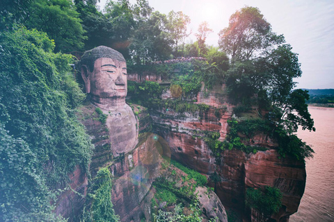 Chengdu: Private Day Tour to the Leshan Giant Buddha Basic Tour with Guide and Transfer - No ticket no food