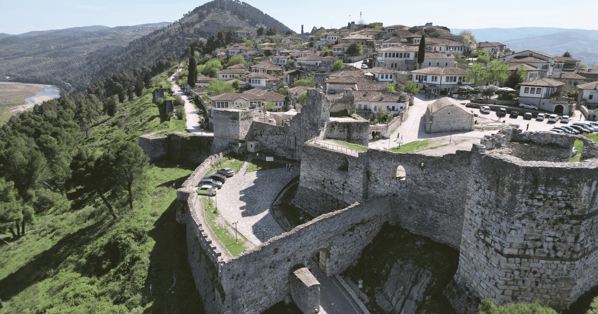 Ab Durres Berat Tagestour mit Burgbesuch und Stadtführung GetYourGuide