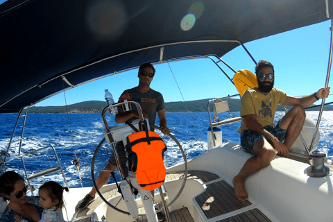 Split: Half Day Sailing Tour with Swim Stop, Snacks and Wine