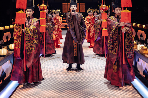 Nanjing：Six Dynasties Imperial Banquet with Show Ticket Row 3 Only Meal