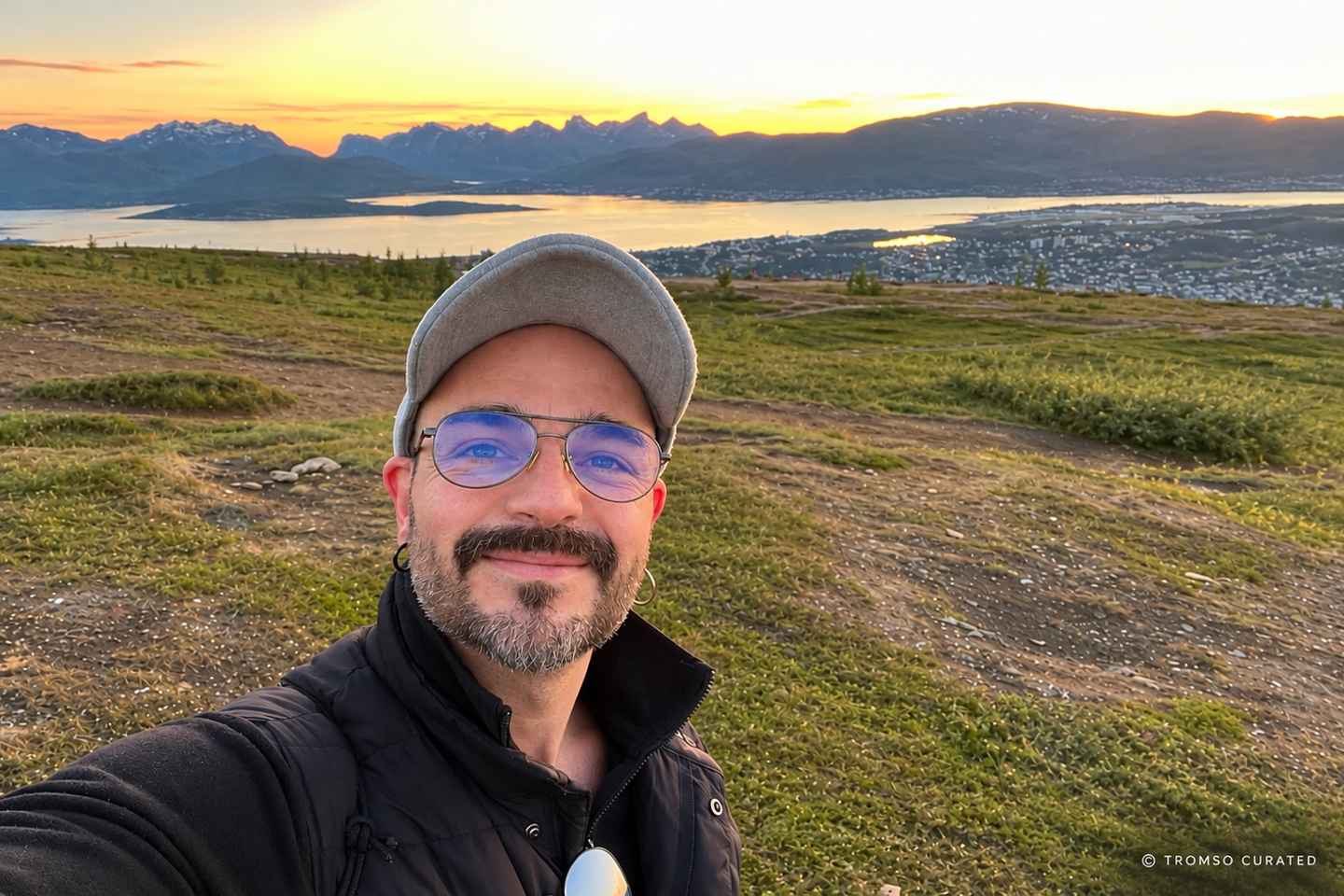 Troms: Guided City Walking Tour & Arctic Museum Visit - Tromsø: Guided City Walking Tour & Arctic Museum Visit