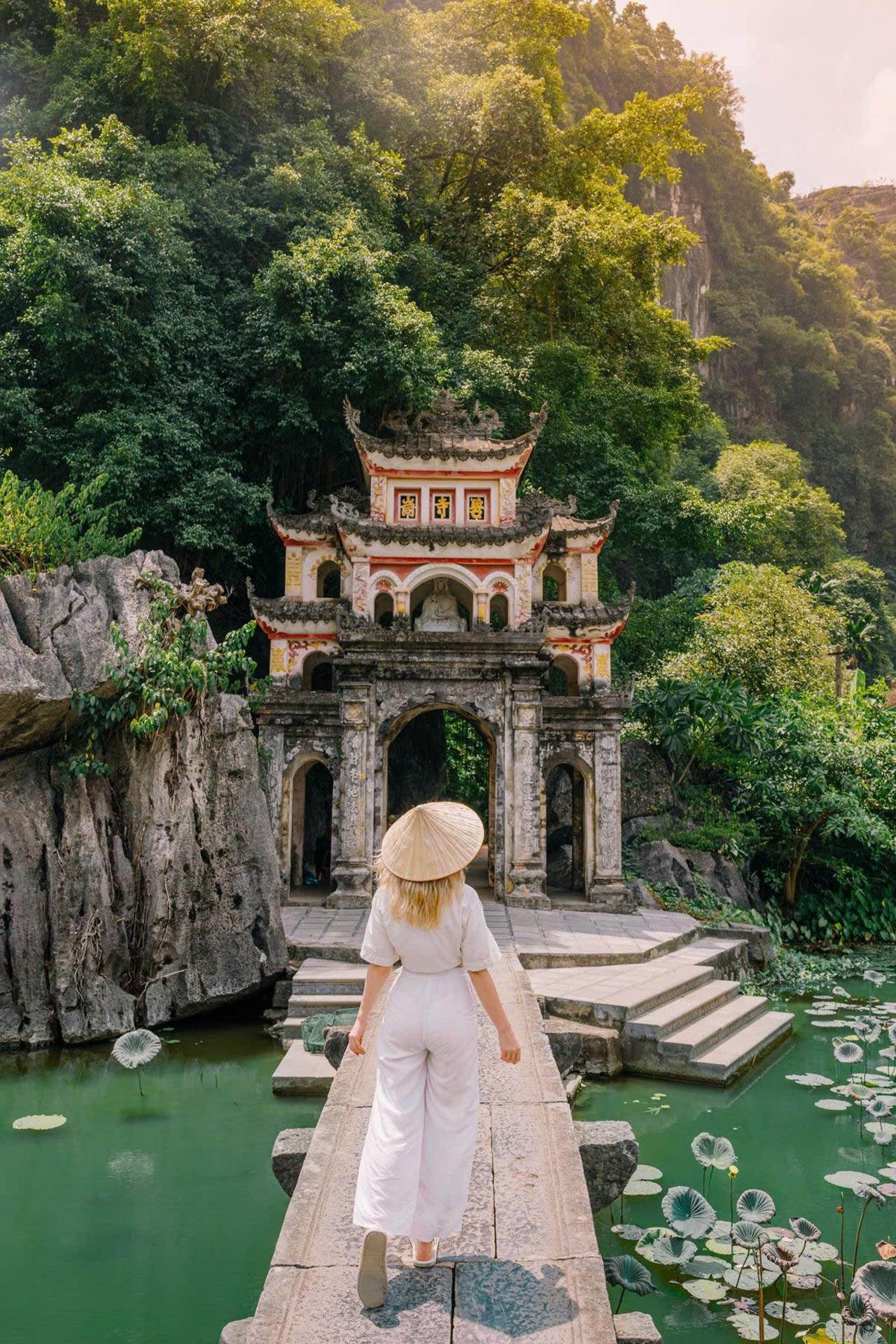 Ninh Binh: Antike Hauptstadt & Pagode 2-Tages-Tour