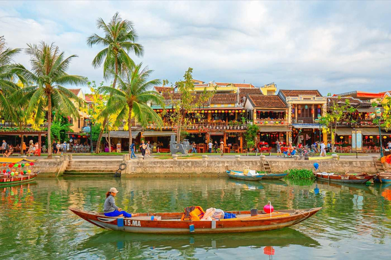 From Da Nang: Basket Boat, Old Town & Hoi An Memories Show Basket Boat, Hoi An and Memories show | Only 4s private car