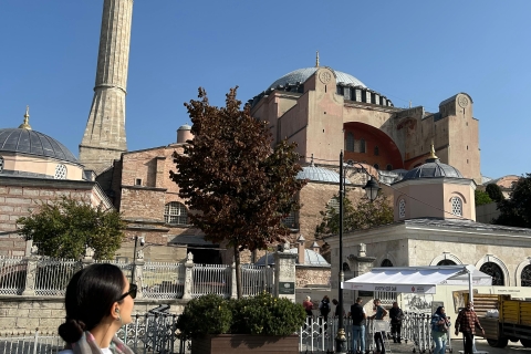Estambul: ticket de acceso a Santa Sofía y audioguíaEstambul: Hagia Sophia Ticket de entrada sin colas y audioguía