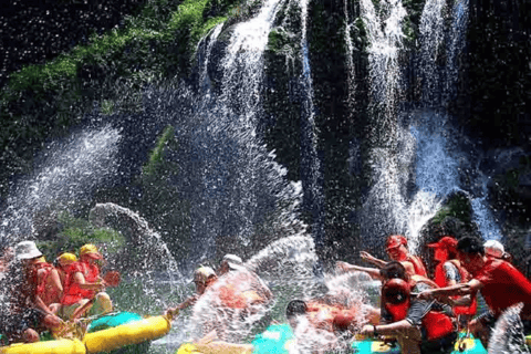 Zhangjiajie: 3-Day Beat the Heat Trip + Rafting & Furong Customized 3-day Tour – Choose your own attractions