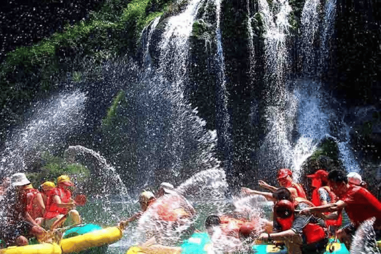 Zhangjiajie: 3-Day Beat the Heat Trip + Rafting & Furong Customized 3-day Tour – Choose your own attractions