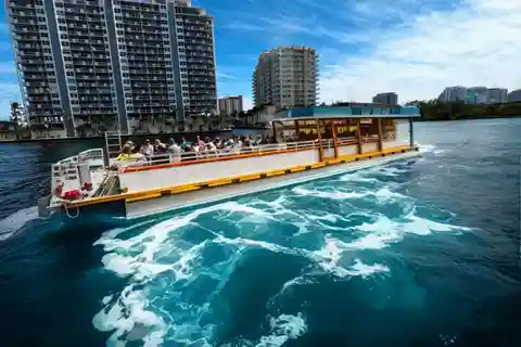 Fort Lauderdale: Venice of America Boat Tour with Drinks