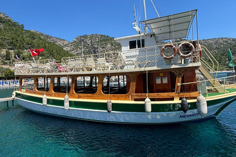 Marmaris: Full Day Boat Trip with BBQ & Drinks Marmaris: Boat Trip and Lunch & No Transfer