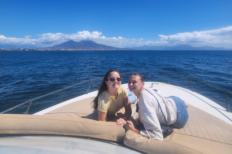 Naples: City Boat Tour with Aperitif