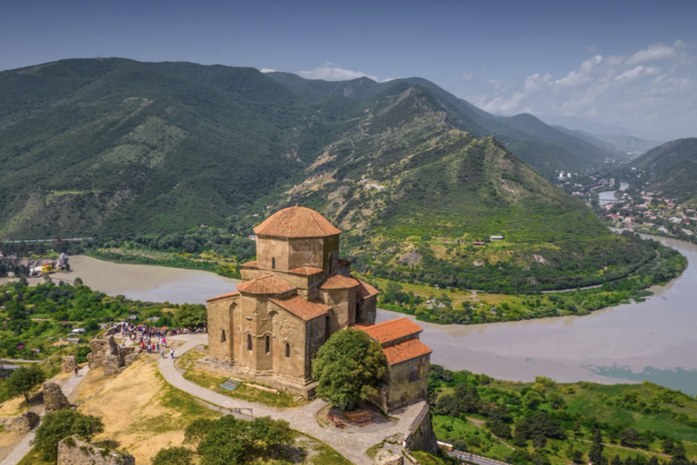 Tbilisi: Premium Kazbegi–Ananuri–Mtskheta Private Tour