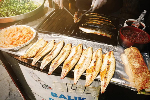 Antalya Old City Harbor Boat & Local Fish Bread Experience