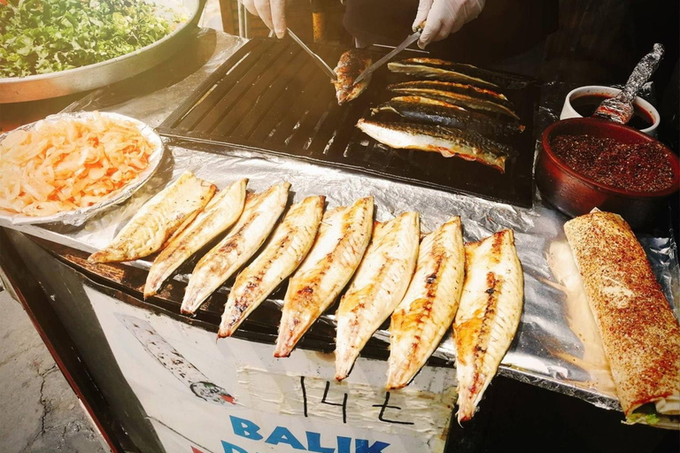 Antalya Old City Harbor Boat & Local Fish Bread Experience