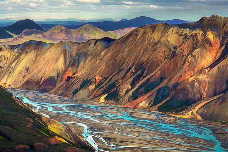 Reykjavik: Landmannalaugar 4x4 Minibus & Hot Spring Tour