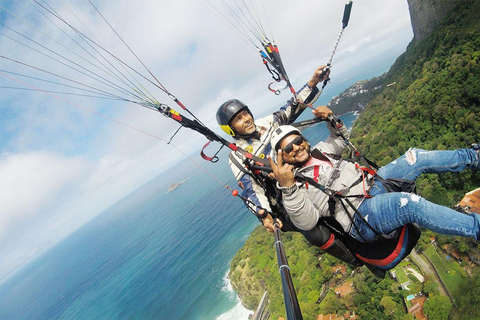 Rio de Janeiro: Paragliding with Hotel Transfers