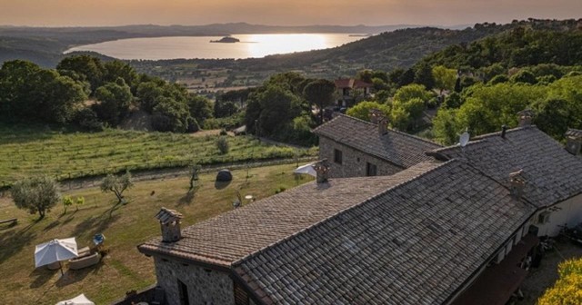 Visit Valle del Lago eBike tour with Food&Wine tasting experience in Viterbo