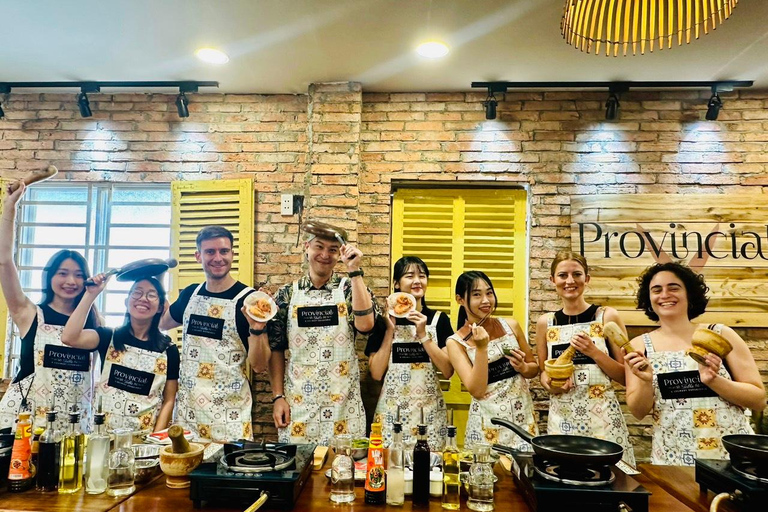 Immersive Cooking Class &amp; BenThanh Market Tour By Local Chef