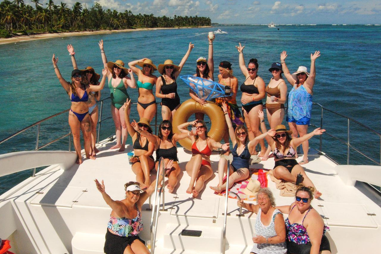 Punta Cana: Hip-Hop Party Boat with Open Bar,Live Dj & nat.P