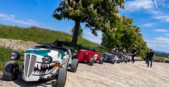 Vienna: Hot Rod Tour through the Vienna Woods with Panoramic Views of the City