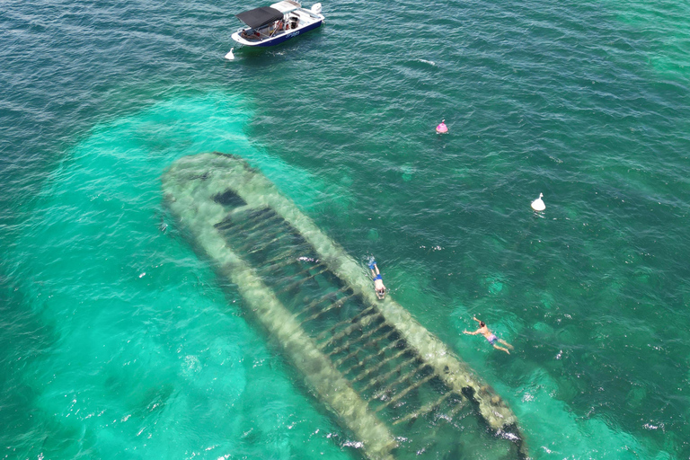 Guadeloupe: Magical half-day boat trip: mangrove, islet, snorkeling. Guadeloupe: Magical 1/2-day boat trip: mangrove, islet, snorkeling.