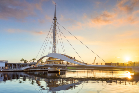 Kaohsiung: Fo Guang Shan, Lotus Pond, Qishan & Pier-2 Tour