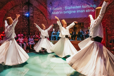 Drehende Derwische Show im HodjaPasha-Kulturzentrum