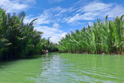 Tour en bateau de la corbeille de Hoi AnPromenade en bateau à panier à Hoi An