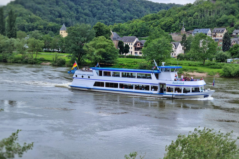 Alken: Crucero turístico por Oberfell y MoselkernCrucero de ida y vuelta en barco 2 horas