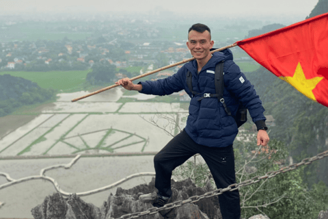 Hanoi: Luxurious 2-Day Ninh Binh Tour with Hotel/Bungalow Private Tour